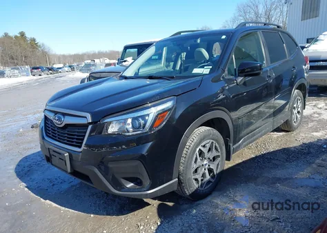 2020 Subaru Forester Premium z USA, uszkodzony, nr VIN JF2SKAJC9LH471427
